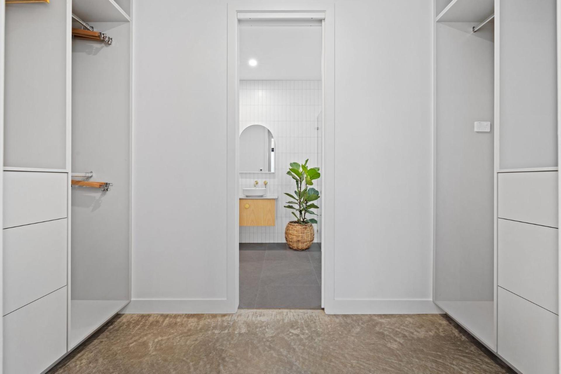 הוילה ג'ינדביין Japalian House מראה חיצוני תמונה